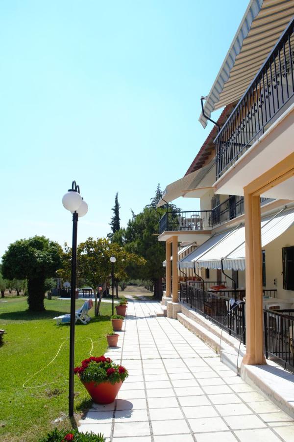 Olivemare Holidays Néa Iráklia Kültér fotó