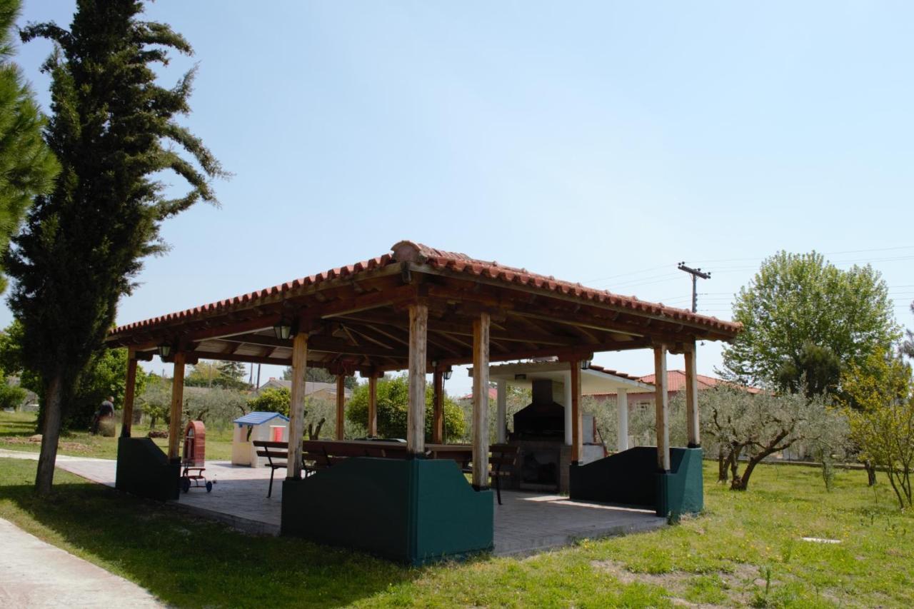 Olivemare Holidays Néa Iráklia Kültér fotó